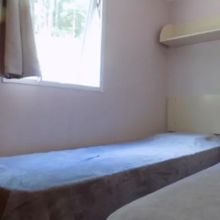 With 2 Bedrooms In Prunellidifiumorbo With Furnished Garden And Wifi 6 Km From The Beach * Prunelli-di-Fiumorbo